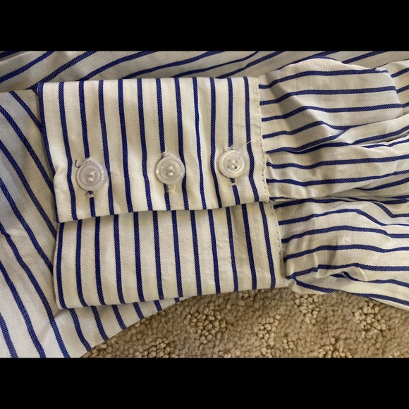 3/$20 ☀️ BNWT F21 Striped Button Up Blouse - Picture 4 of 5